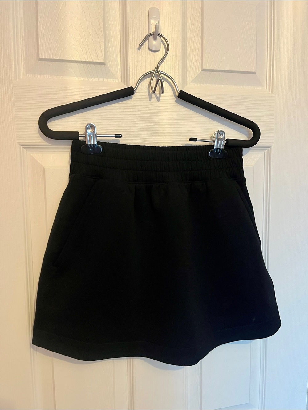 Abercrombie YPB Neo Knit Black Stretchy Workout Skirt